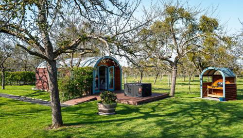 Orchard Farm Luxury Glamping and Campsite - Foto 4, Garden view