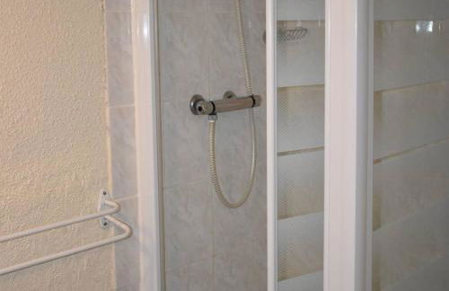 Charmant studio cabine avec balcon exposé sud pour 4 personnes au cœur de la Station - FR-1-592-32 - Foto 4