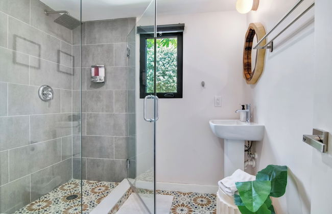 4BR Sleeps 10 Pet Friendly w/ Bbq! - Foto 29