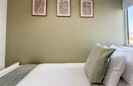 Grosvenor Court Apartment , Balcony & Parking, Hoylake by Rework Accommodation - Foto 6