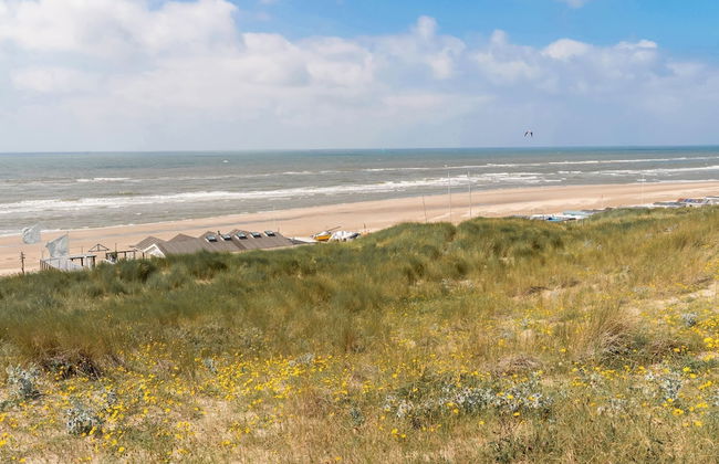 Beautiful Holiday Home Near the sea - Photo 18