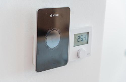 Jacuzzi - Flexible SelfCheckIns 20 - Zagreb - Luxury - Garage - Smart - Brand New - Apartments Repinc - Foto 36