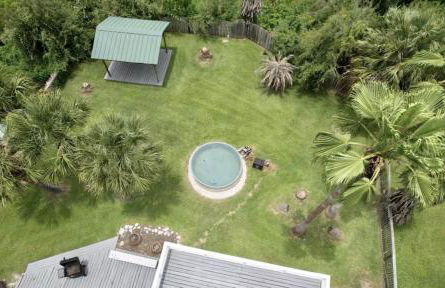 Texas vacation home with huge yard and pool, close to beach - Foto 32