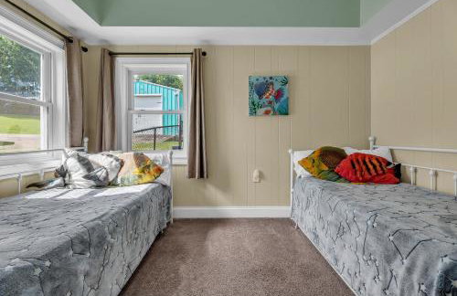 Lakefront Getaway - Dock, Pool, Sunset, Games - Foto 40