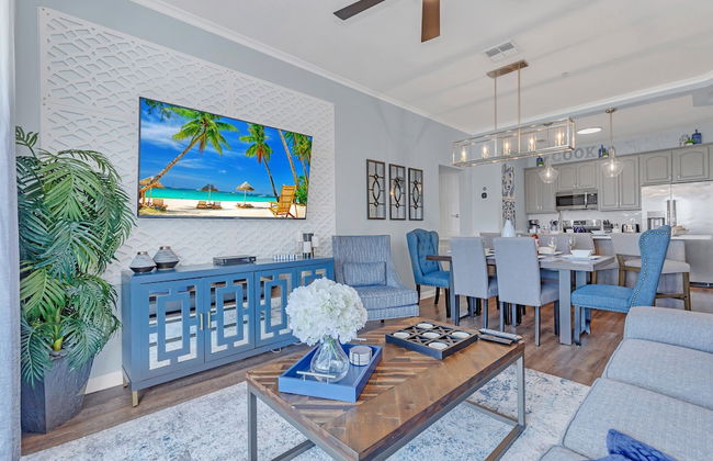 Condo w/ Prime View of Lake, Pool & Fireworks! - Foto 4