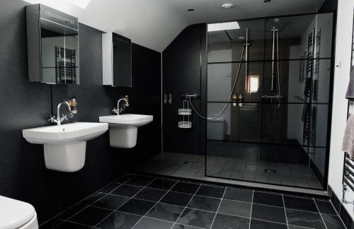 Finest Retreats - The Welsh Barn - Foto 32