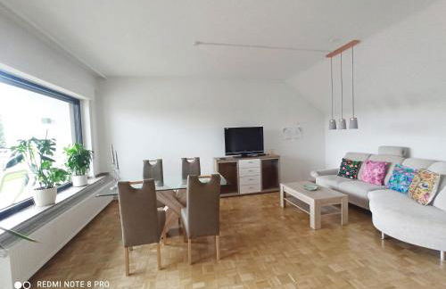 Gemütliche Ferienwohnung mit großer Dachterasse in gehobener Wohngegend - Foto 4