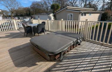 1 or 2 bedroom Hot tub Lodges - Foto 40