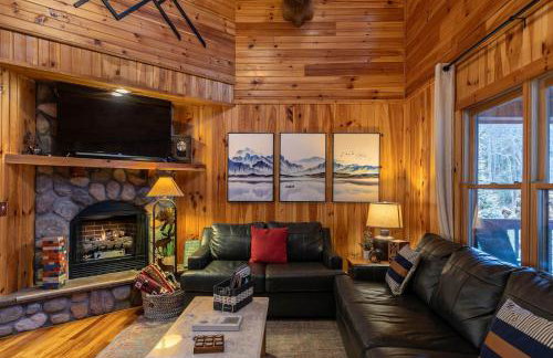 Riverbend Retreat - Photo 8