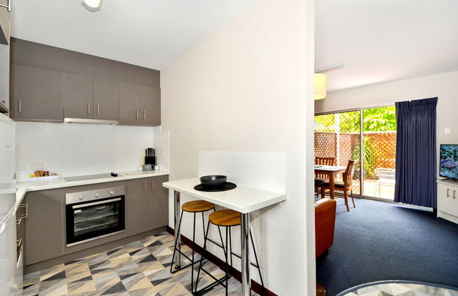 Dolphin Lodge - Photo 77