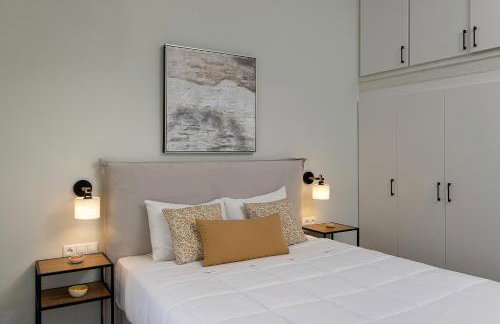 Elia Syros - Photo 30