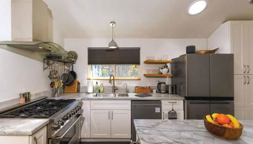 The Haven -In Town, NEWLY remodeled, Private, Stocked - Foto 3, stove, dishwasher