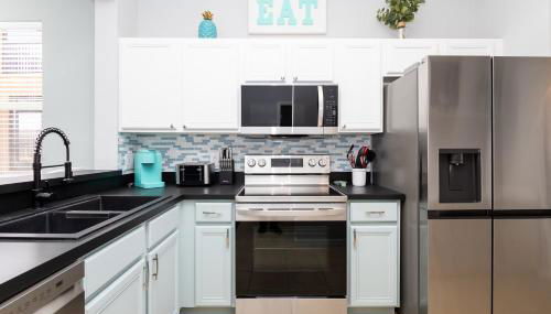 Just Beachy at Regal Palms - 4 BDR Resort Condo - Foto 3