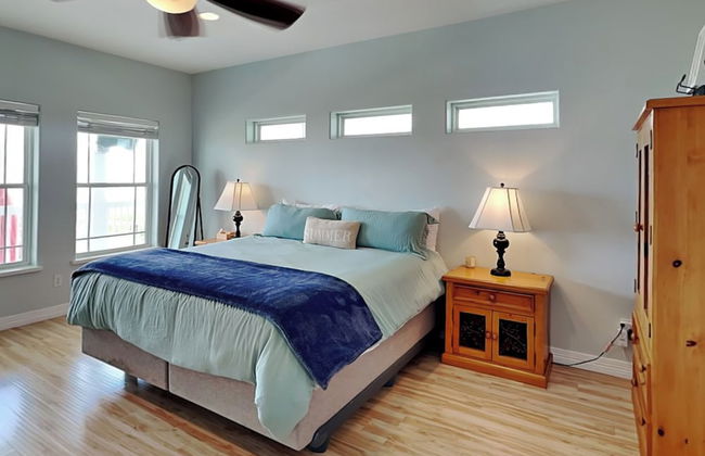 Papa's Place by Miss Kitty’s - Photo 33