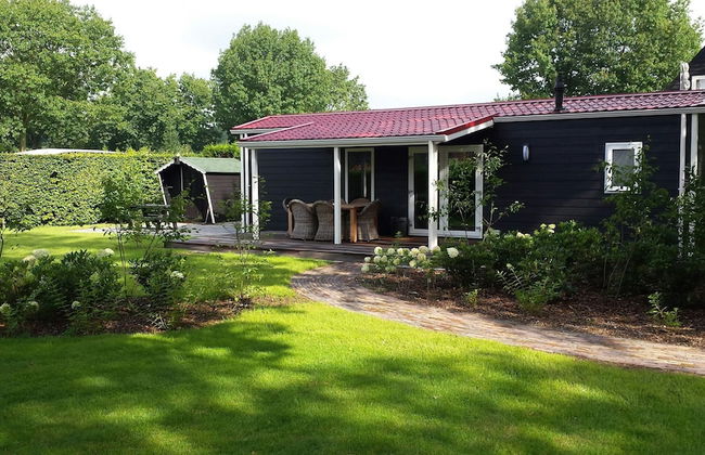 Peaceful Forest Chalet - Photo 16