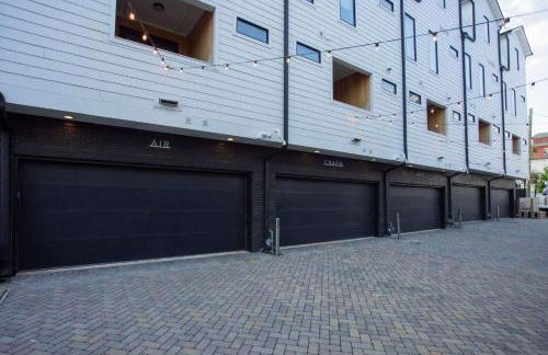 CHARM Near Broadway in Walkable 8th Ave S - Foto 37