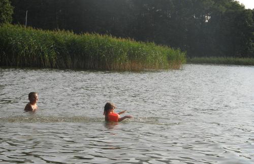 Dom z pięknymi widokami na jezioro ryńskie ilasy. - Foto 22
