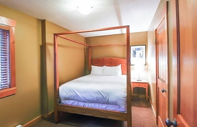 Pinnacle Ridge Chalets by Fernie Lodging - Photo 30