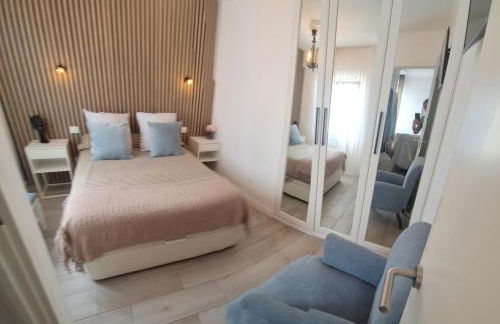 Encantador y con vistas al mar - Foto 1