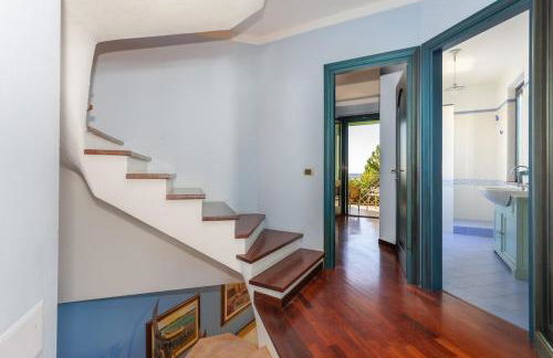 Villa Ray - Front row beachfront with garden - Foto 32