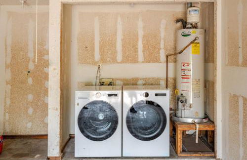 Mins to ATX most iconic eateries, bar and places - Foto 25