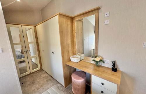 The Pink Lady with games table - Foto 4