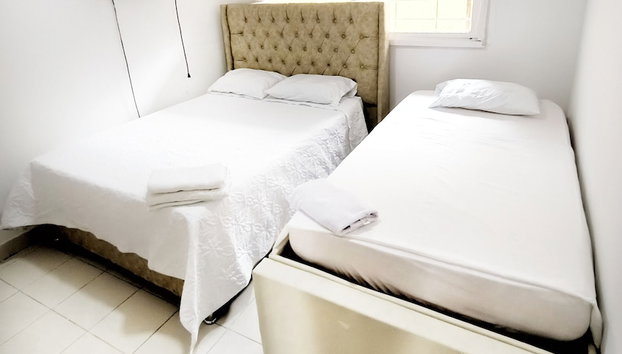 AMPLIA CASA FAMILIAR EN CRESPO - Foto 4, Habitación