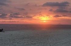 Frente Praia com Piscina Privativa 6 Pessoas Itaipuaçu Maricá RJ - Foto 10