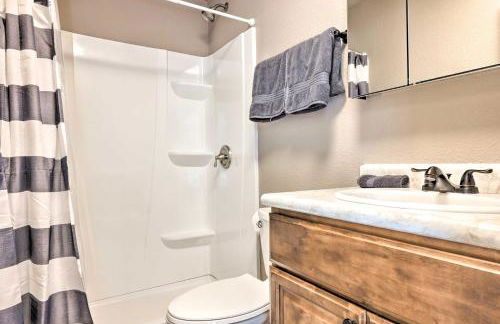 Quiet Haven with Hot Tub, 4 Mi to Canyon Lake! - Foto 12