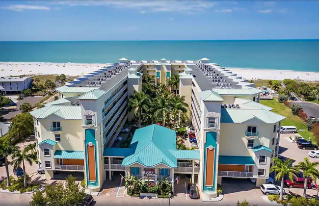 Sunset Vistas Beachfront Suites - Foto 1