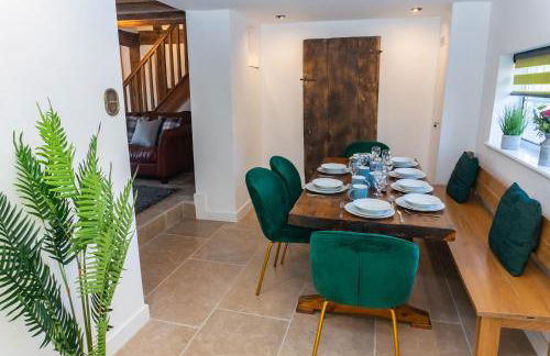 Gloucester-Beautiful 4 Bedroom Cottage-Sleeps 8-Free Parking-Fast Wi-Fi-Work or Leisure - Foto 76