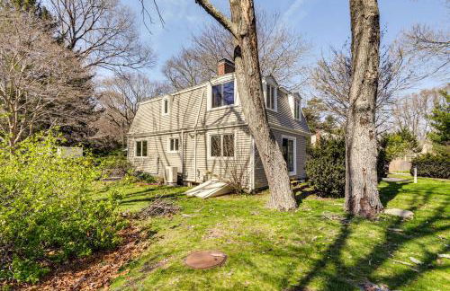 3 Mi to Cape Cod Bay Marshfield Home with Balcony! - Foto 25