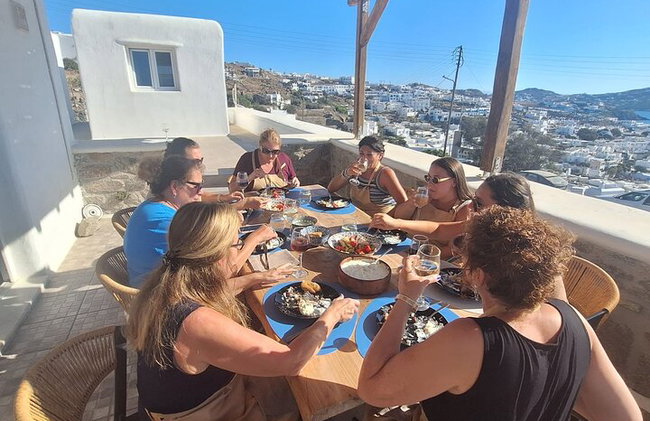 Experiencia en clase de cocina Mykonos para viajeros de cruceros - Foto 15