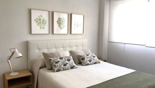 A 200 metros de la playa, Mobiliario nuevo, WiFi - Foto 5