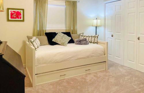 Lake Powell Views Mid-Century Home in Page - Foto 27