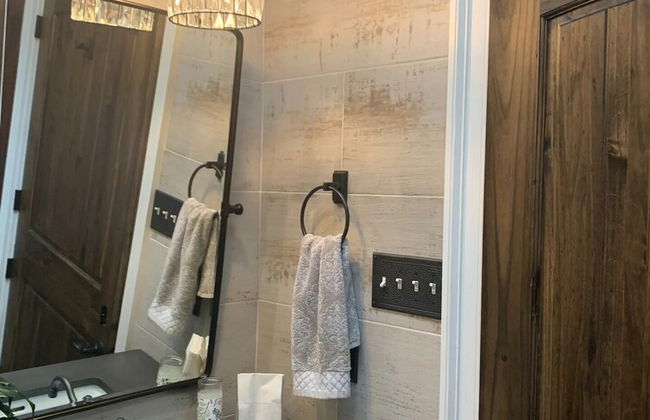 Historic Boyd Harvey House and Grounds 2 Bedroom Home by RedAwning - Foto 25