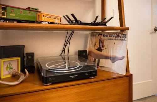 15mi to FIFA l Walkable l Gym l Garage l Heights! - Foto 42