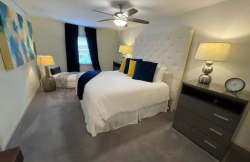 The Royal Room at Galleria - Foto 17