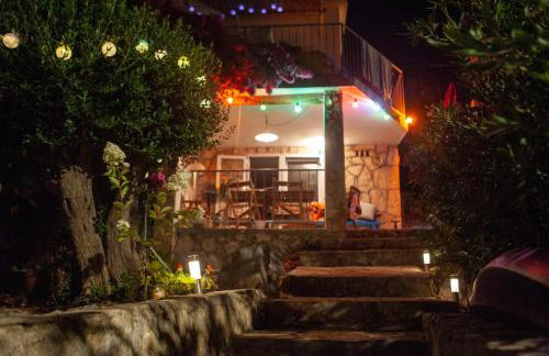 Small house at seafront - Photo 40