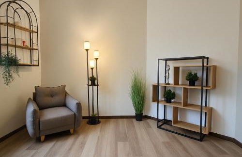 YFB-170m2 Apartment für bis zu 15, modern, 1min zu UBahn, Ruhige Lage, Parkplätze, WIFI, Netflix, Kindergerecht - Foto 8