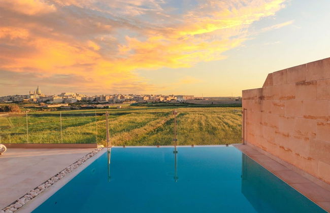 Amazing 4 Bedroom Holiday Home With Infinity Pool - Foto 3