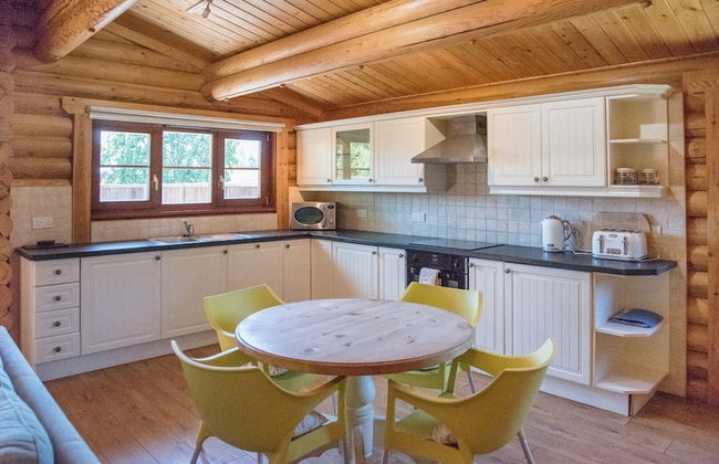 Willow Lodge With Hot Tub, Kingfishers - Foto 6