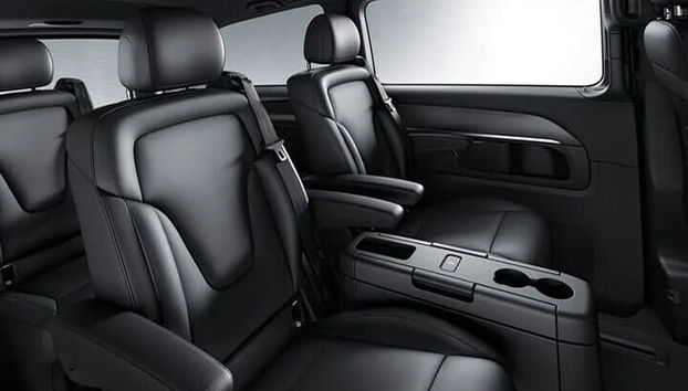 Arrivo in furgone di lusso dall'aeroporto di Sharjah SHJ alla città di Sharjah - Foto 2