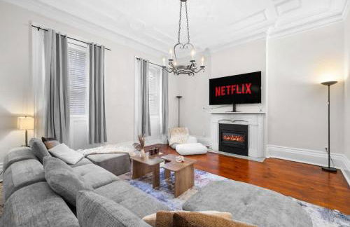 Allentown 5 BR House Free Parking No Chores! - Photo 14