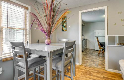 3 Mi to Dtwn Fort Wayne Home with Deck and Yard! - Foto 3