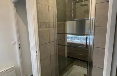 logement jusqu'à 8 lits dans un centre équestre grand parking - Foto 7