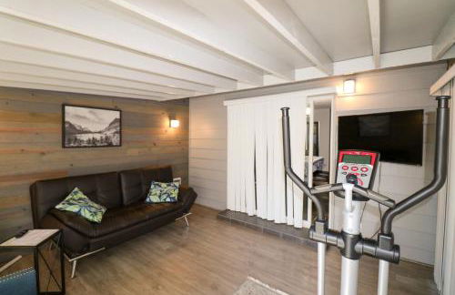 Modern Luxuries in a Quiet Convenient Location - Foto 23