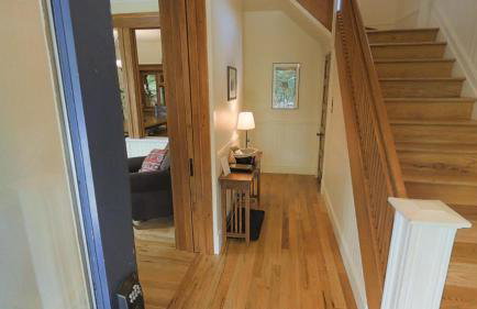 This Restored 1910 Craftsman 4-Bedroom Home Offers The Best Of Bozeman! - Foto 1