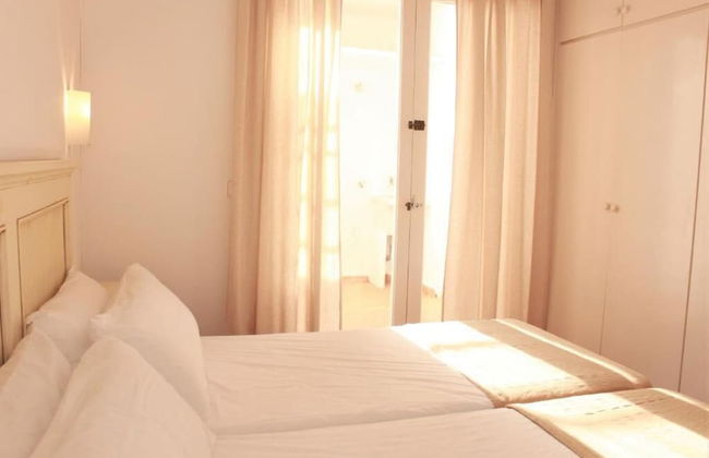 Apartamentos Las Pérgolas - Photo 6