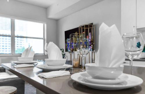 Sunny 1BR Unit With Free Parking Prime Location - Foto 11